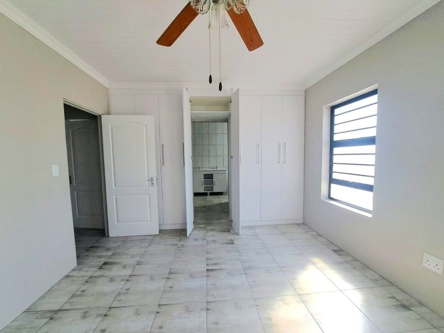 3 Bedroom Property for Sale in Laaiplek Western Cape